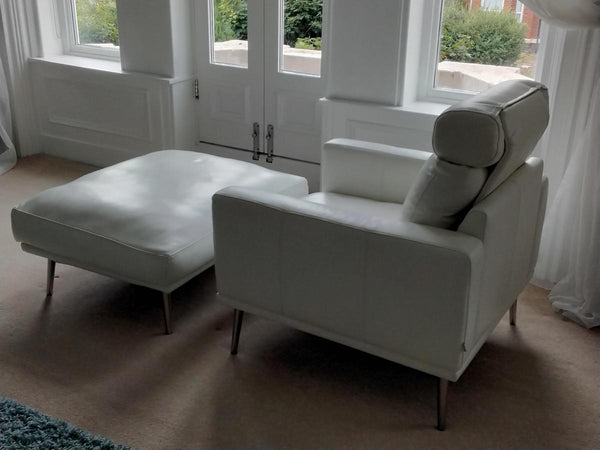 BoConcept Carlton Armchair, Footstool and Headrest in off- white Sable Leather