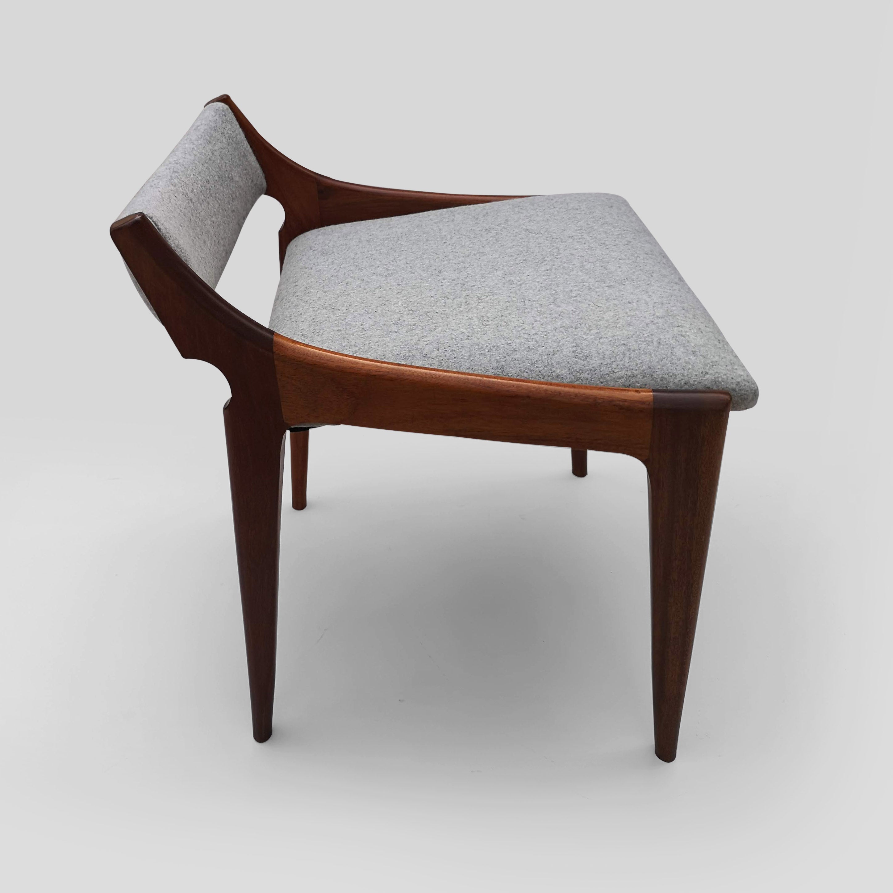 003 KVADRAT TEAK STOOL 01 1_1.jpg