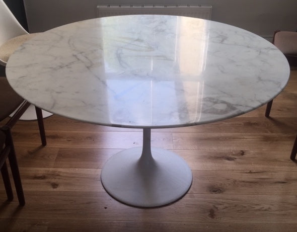 Knoll Tulip Dining Table