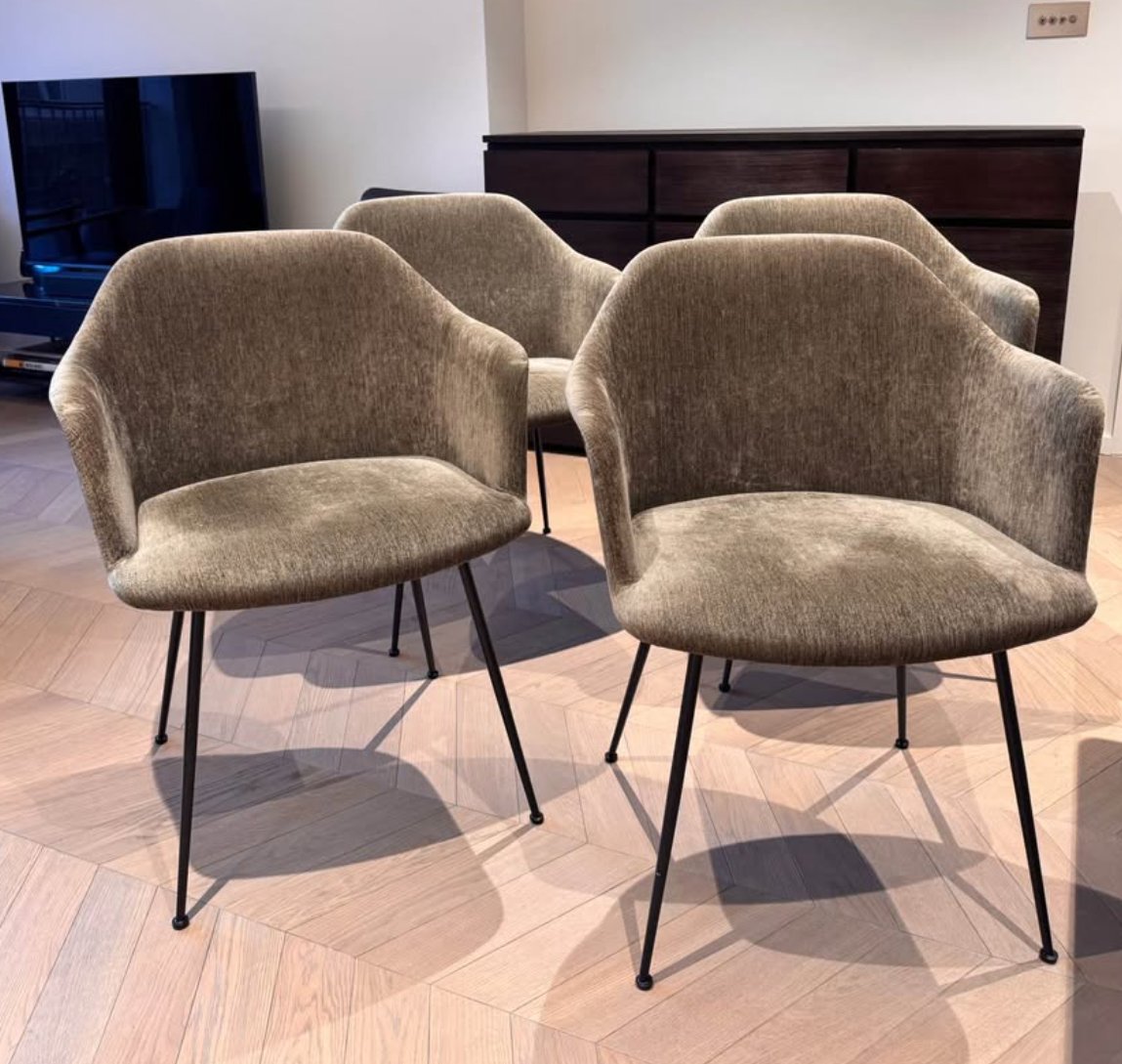 &Tradition Rely Dining Chairs x 4