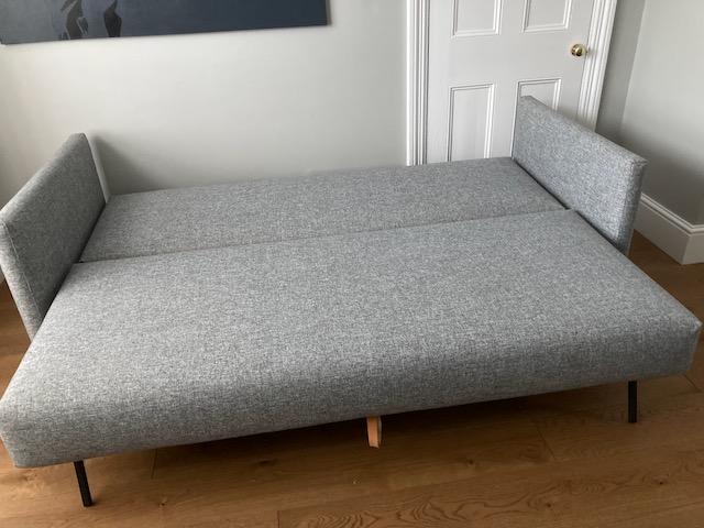 Sofa6.jpg