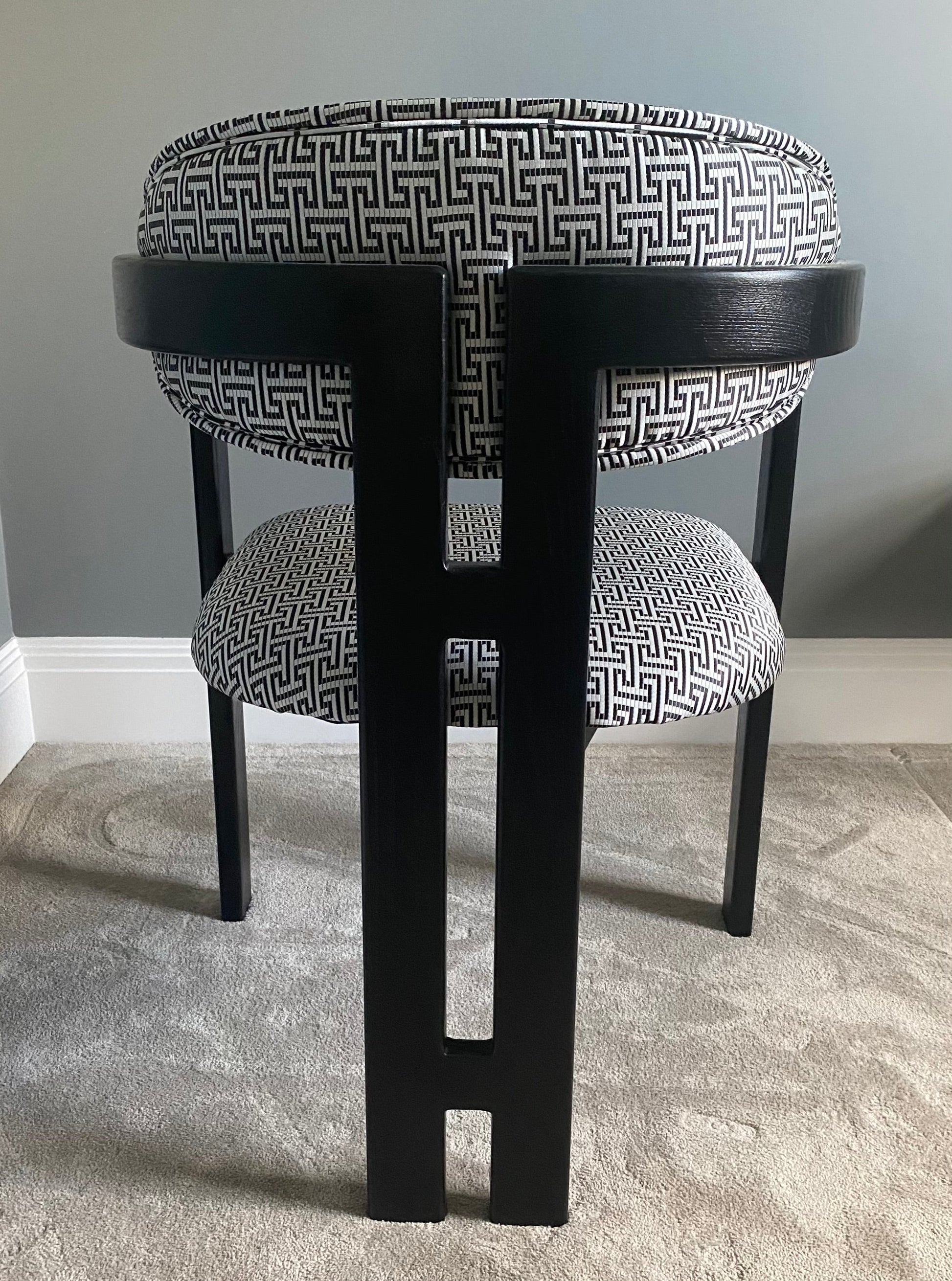 neo chair 2.jpg
