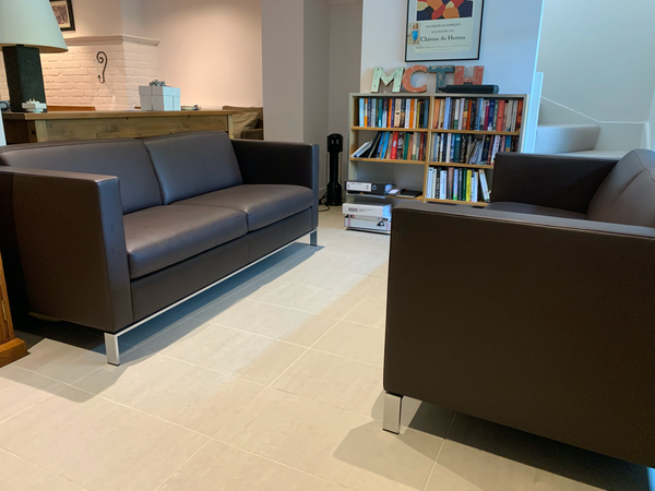 Two Brown Leather Walter Knoll Foster 500.10 sofas